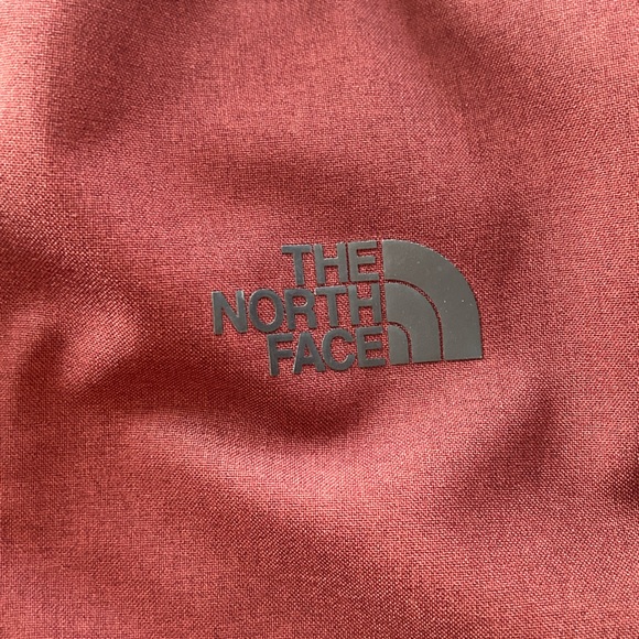 Men’s North Face Windbreaker Burgundy size L - Picture 2 of 5